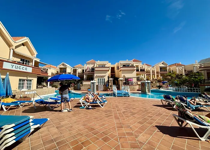 Clara Fañabe * Costa Adeje (Tenerife)